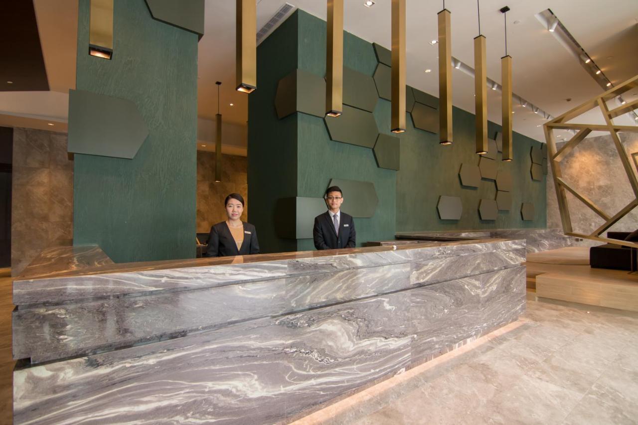 Yitel Premium Hotel Shanghai Exterior photo