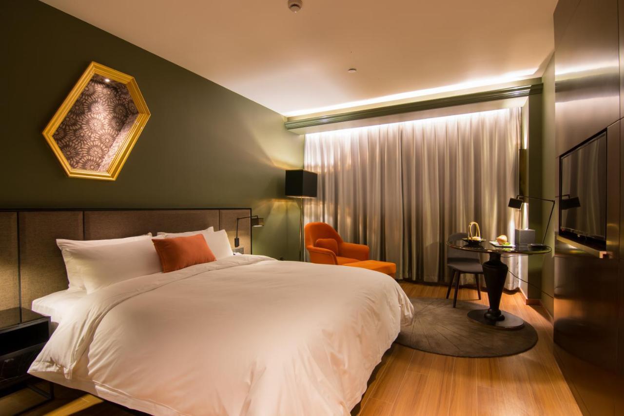 Yitel Premium Hotel Shanghai Exterior photo